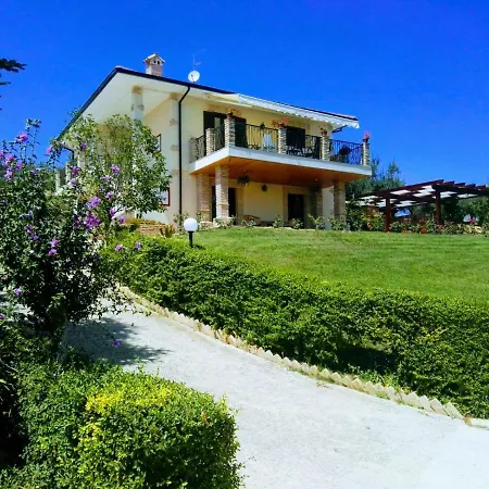 Tre Laghi Rustic With Pool *